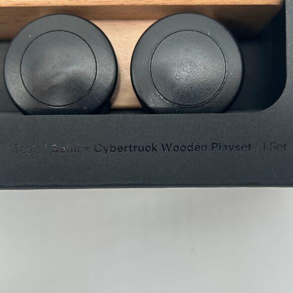 Tesla Semi + Cybertruck Wooden Playset Brand New - Picture 3 of 5